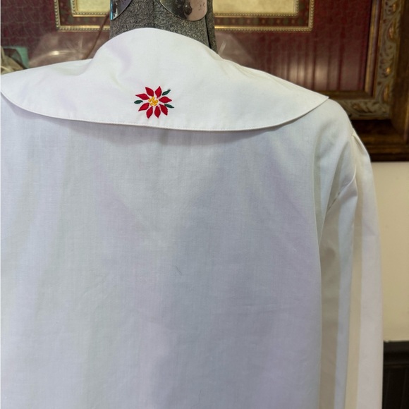 VTG Baxter & Wells Embroidered Peter Pan Collar Pintuck Blouse ~Size 12P 🍄 - Picture 5 of 8